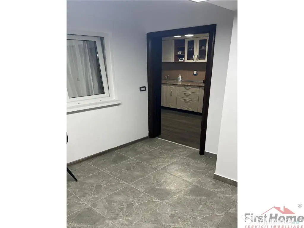 Spatiu birouri,cabinete,intrare stadala,zona Pompieri,76 mp 