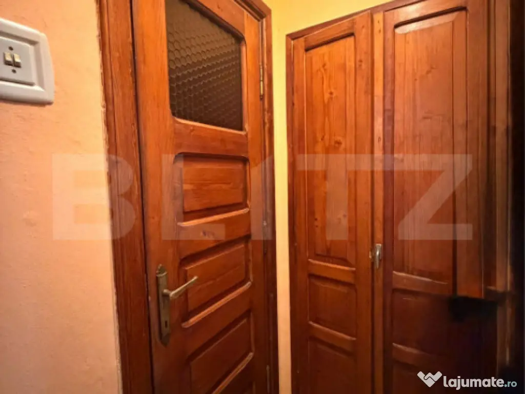 Garsoniera langa Teatru National, Ultracentral, etaj 2