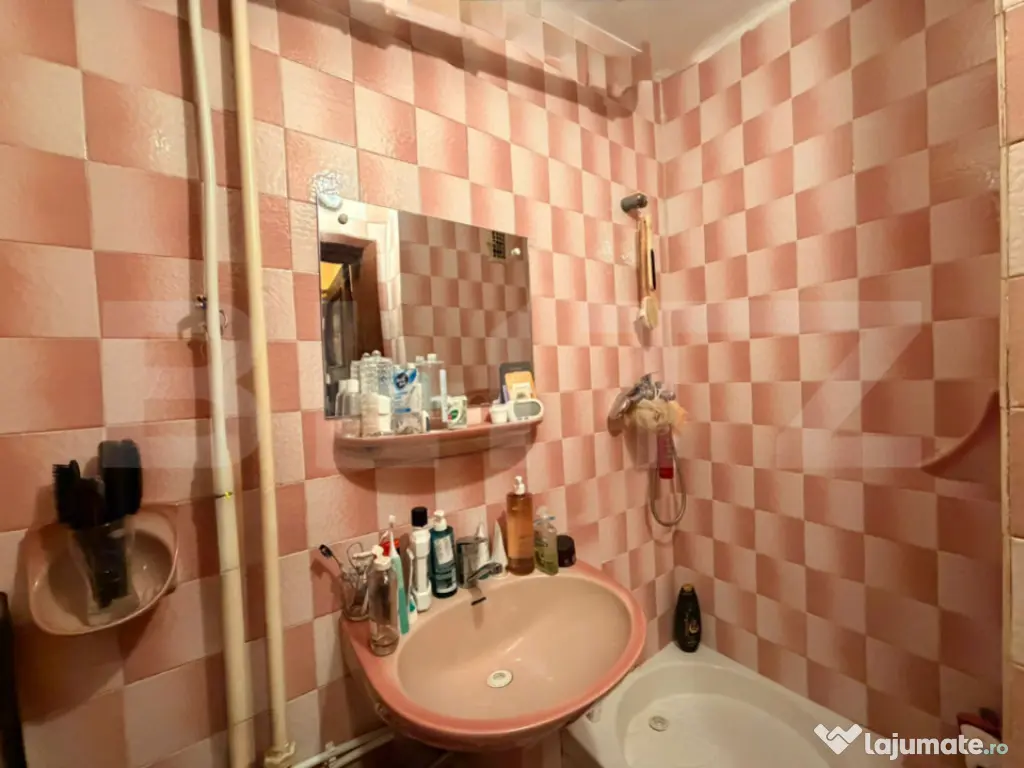 Garsoniera langa Teatru National, Ultracentral, etaj 2