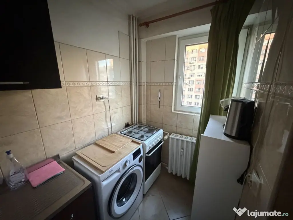 Dristor baba novac etaj 6