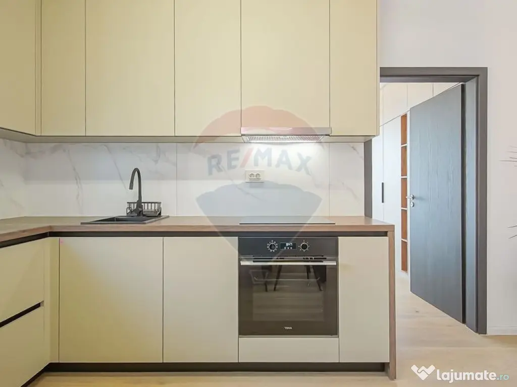 COMISION 0%! STUDIO BLOC NOU | COSMOPOLIT RISE | PRIMA IN... 