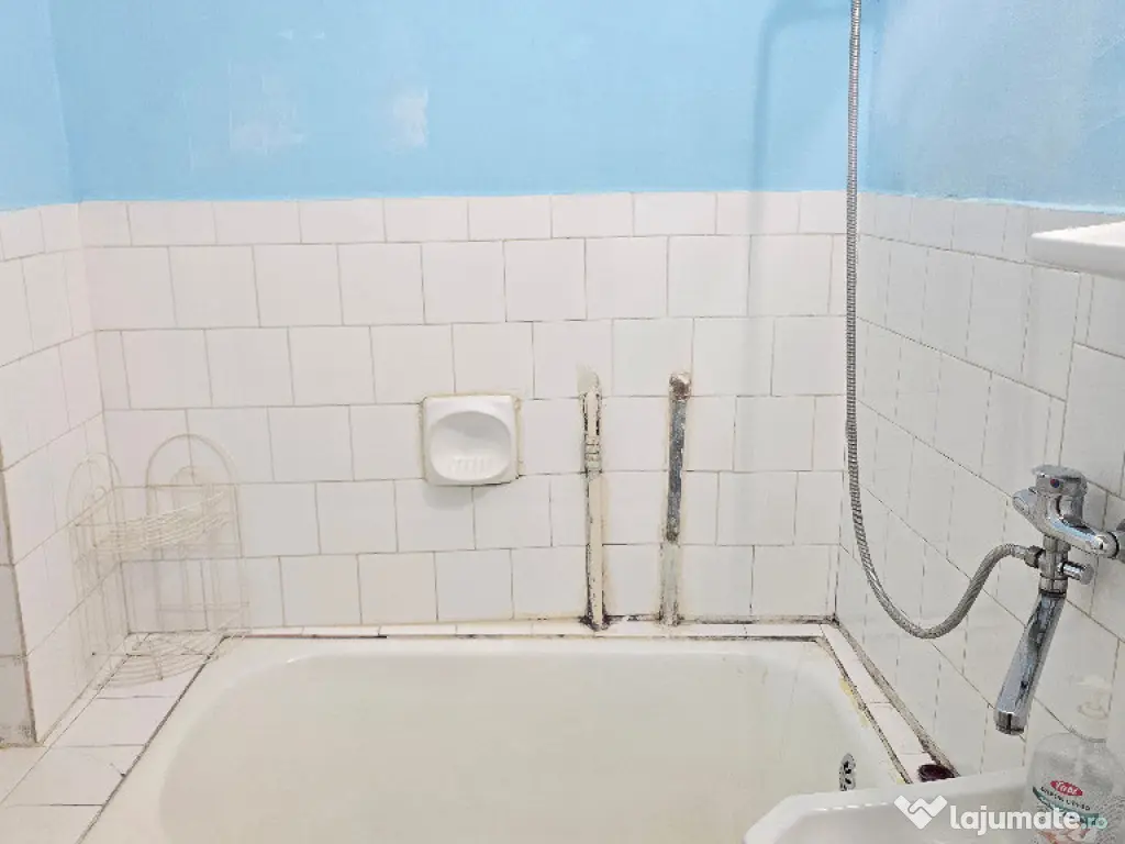 Inchiriez apartament 2 camere in Deva, zona Dacia, mobilat, utilat