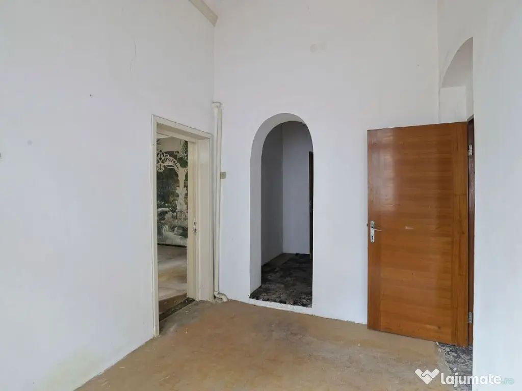 PIATA ROMANA - Calea Dorobanti, ASE | Vila - Spatiu Comer... 