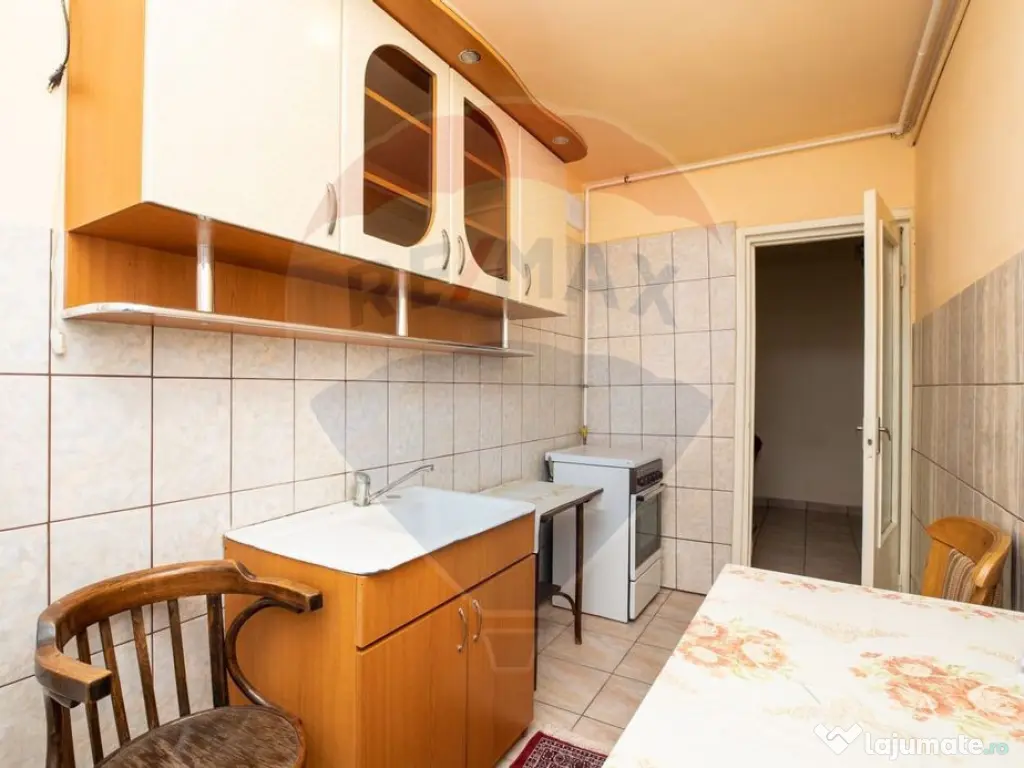 Apartament cu 2 camere de închiriat în zona Fortuna 