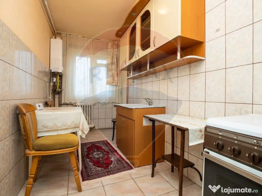 Apartament cu 2 camere de închiriat în zona Fortuna 