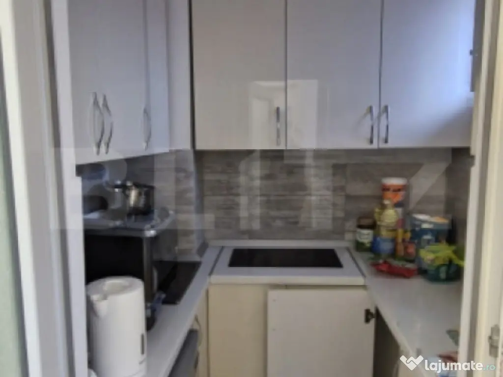 ???? Apartament 3 camere, complet renovat, călduros – Gă 
