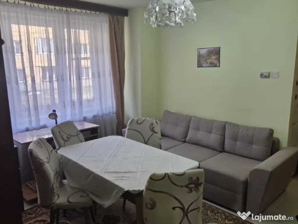 Vând Apartament in Lupeni