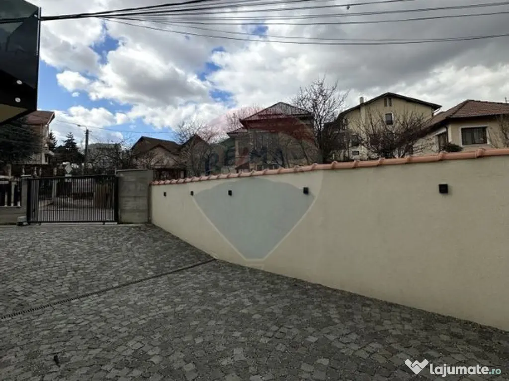 Vilă exclusivistă de închiriat în Andrei Mureșanu