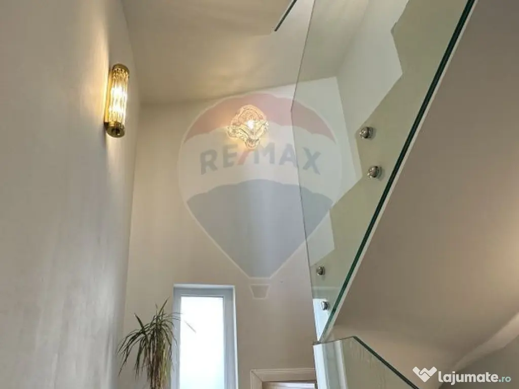 Vilă exclusivistă de închiriat în Andrei Mureșanu