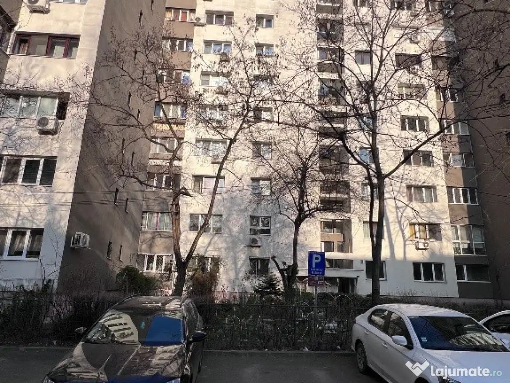Vând apartament 2 camere 
