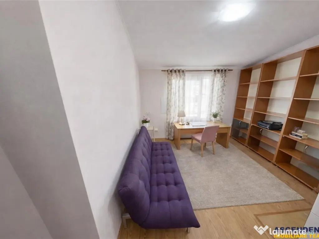 Rezidenta 4 camere,in farmec istoric, vedere Tampa,cu beci s 