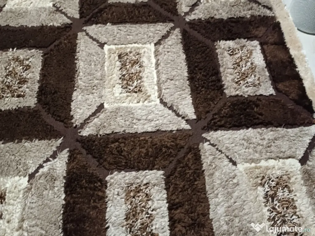 Covor modern,elegant si frumos 