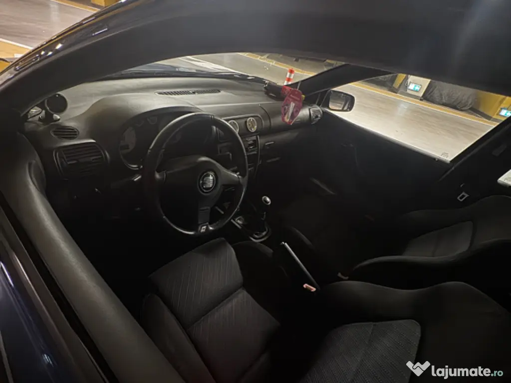 Vând Seat Leon 1.8 Turbi 