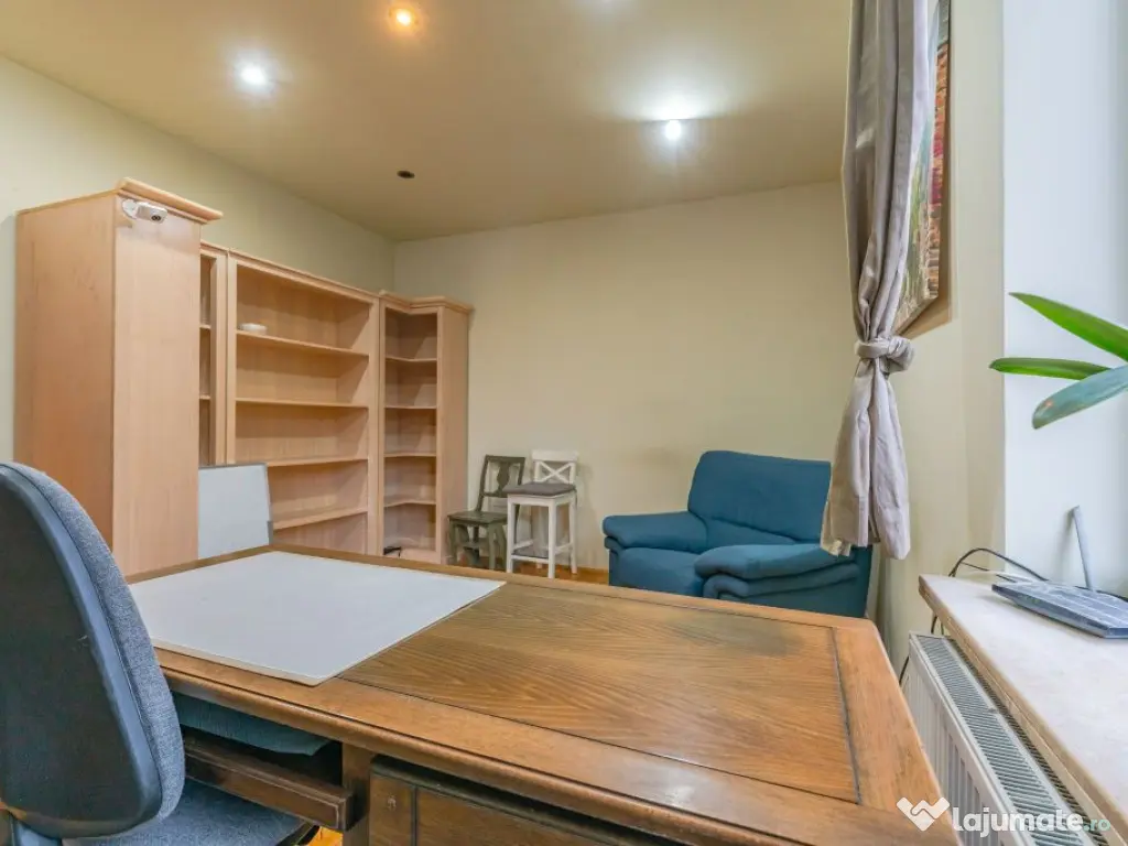 Casă individuală cu 7 camere lângă AFI Mall, ideală ...