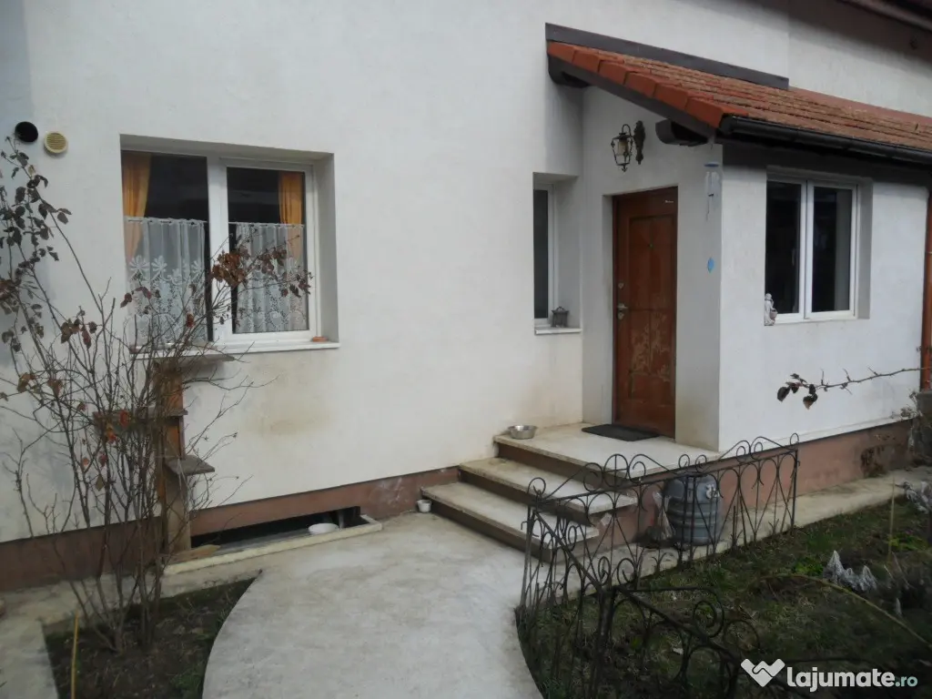 Casa duplex de vanzare Brasov Sacele -zona Dunloc