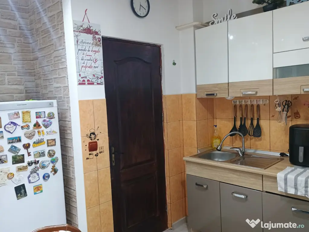 APARTAMENT ANL DE VÂNZARE 