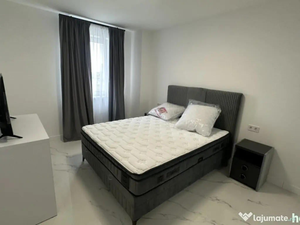 Apartament 2 camere, 43 mp, zona Central