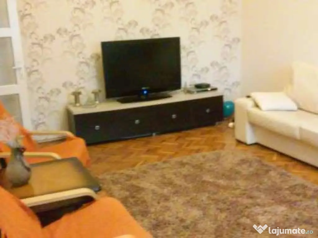 Vând apartament 2 camere decomandat ultracentral Ploiești 