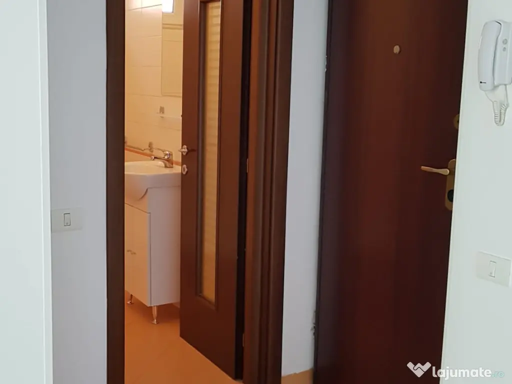 Stradal. Închiriere Spațiu birouri, sector 2