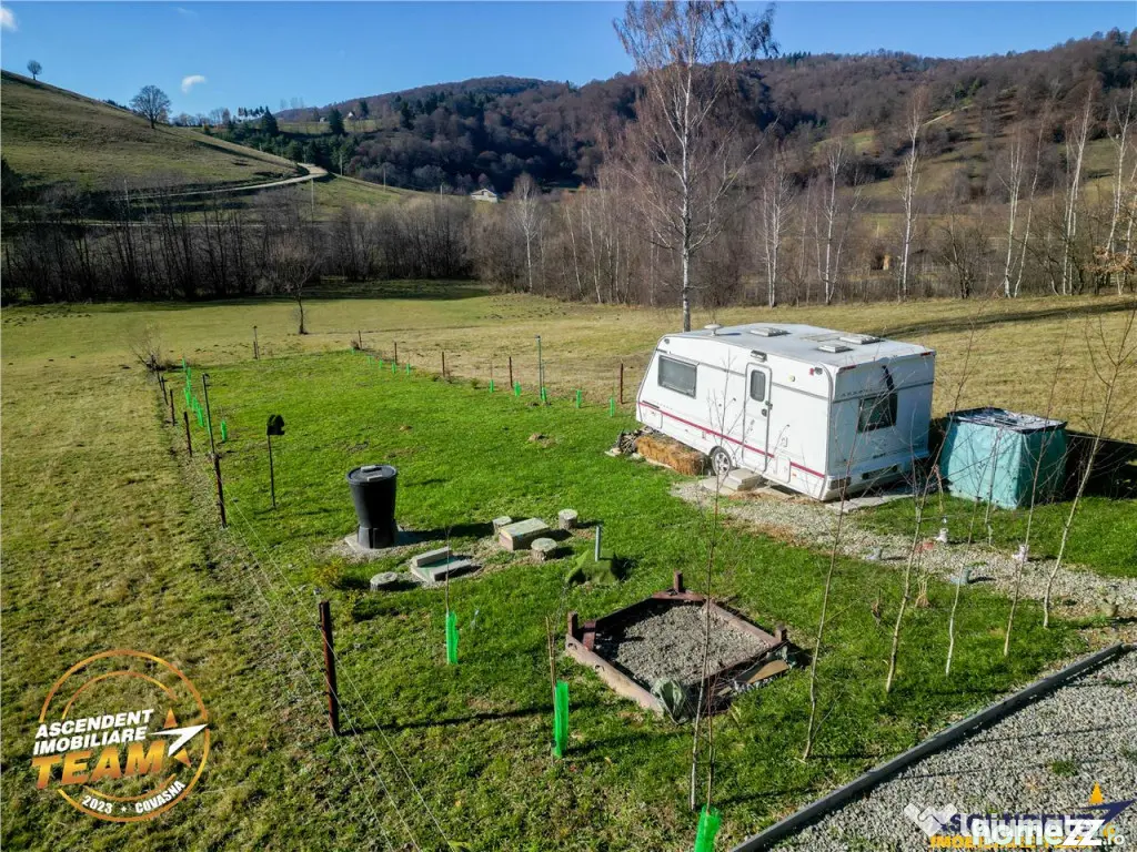 FILM! Teren extravilan 682 mp rulota, Floroaia, Intorsura 