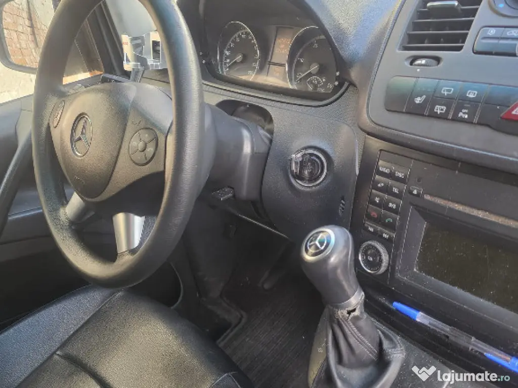 Mercedes Benz Vito 