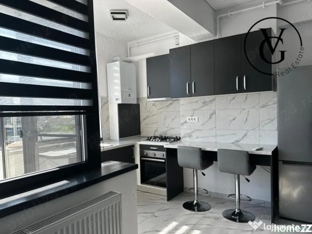 Garsoniera Hanul cu Peste Stefan Building 