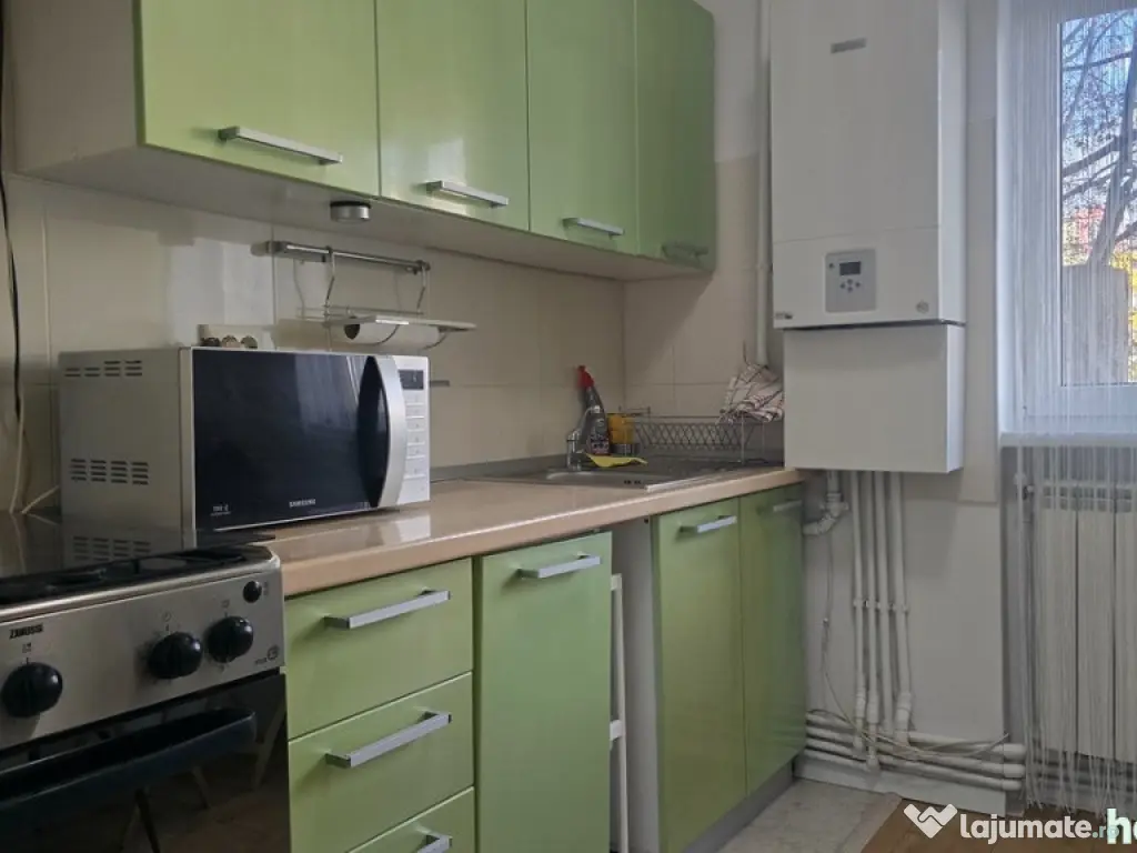 Apartament 3 camere in Deva, zona Piata- Kogalniceanu, et 1 