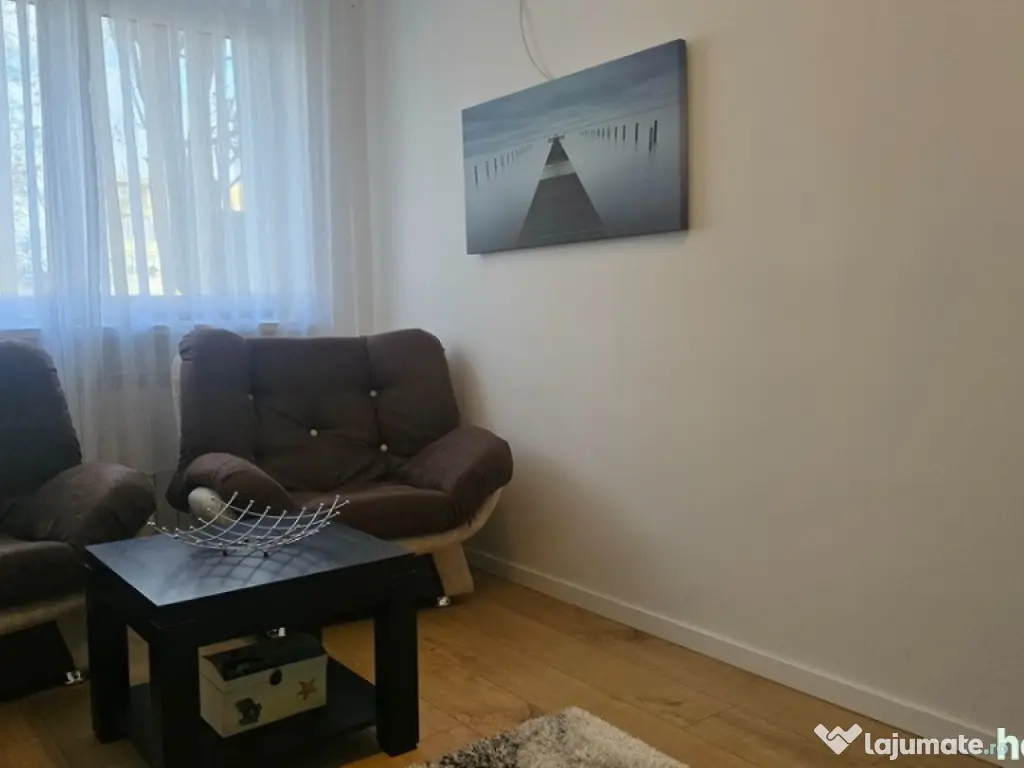 Apartament 3 camere in Deva, zona Piata- Kogalniceanu, et 1 