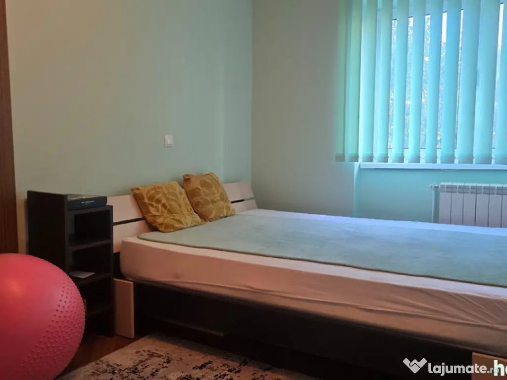 Apartament 3 camere in Deva, zona Piata- Kogalniceanu, et 1 