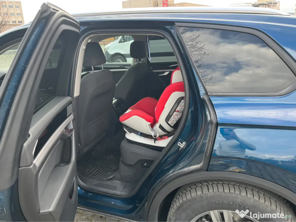 Vând 4 anvelope de vara  215/55/18 