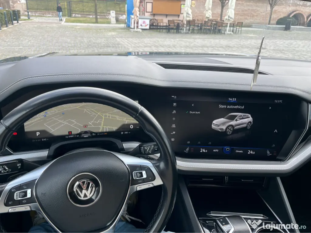 Vând 4 anvelope de vara  215/55/18 