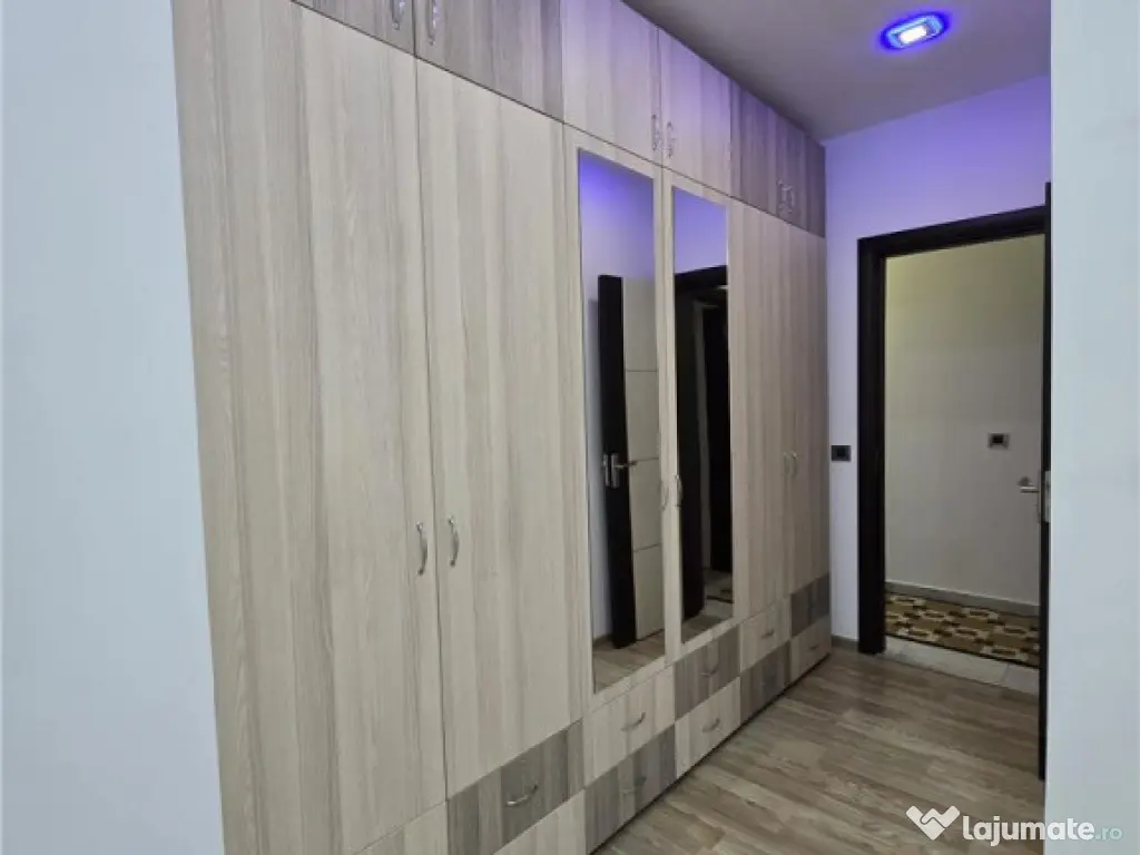 Apartament 3 Camere Zona Coresi 