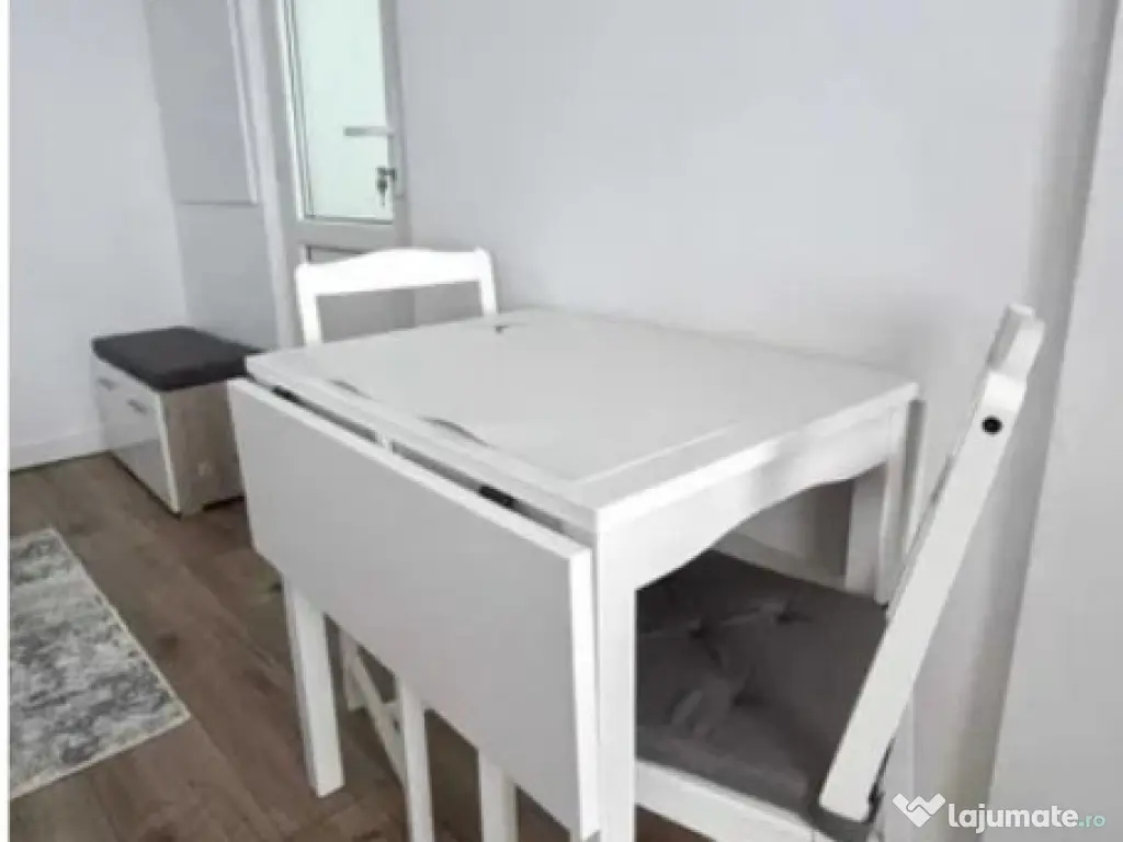 Garsoniera la casa Schei renovata cu curte Petfriendly 