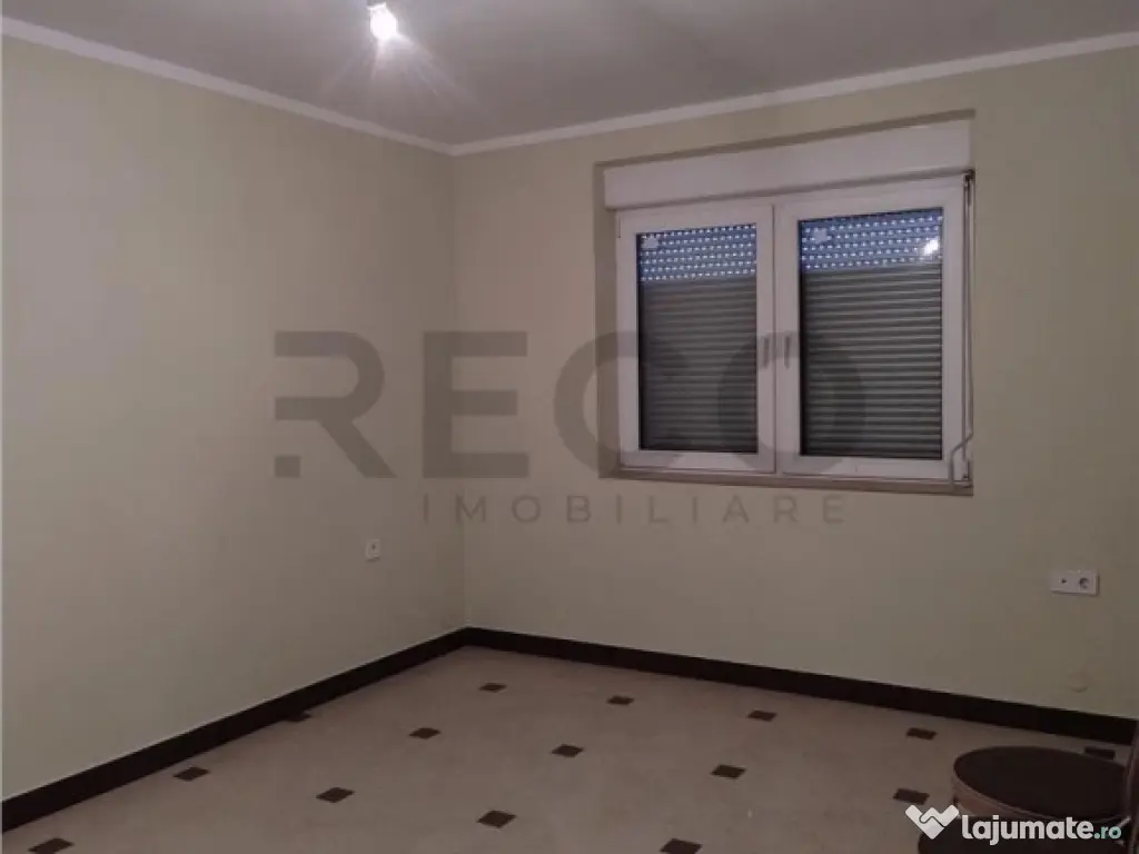 RECO Apartament cu 3 camere in Beius 