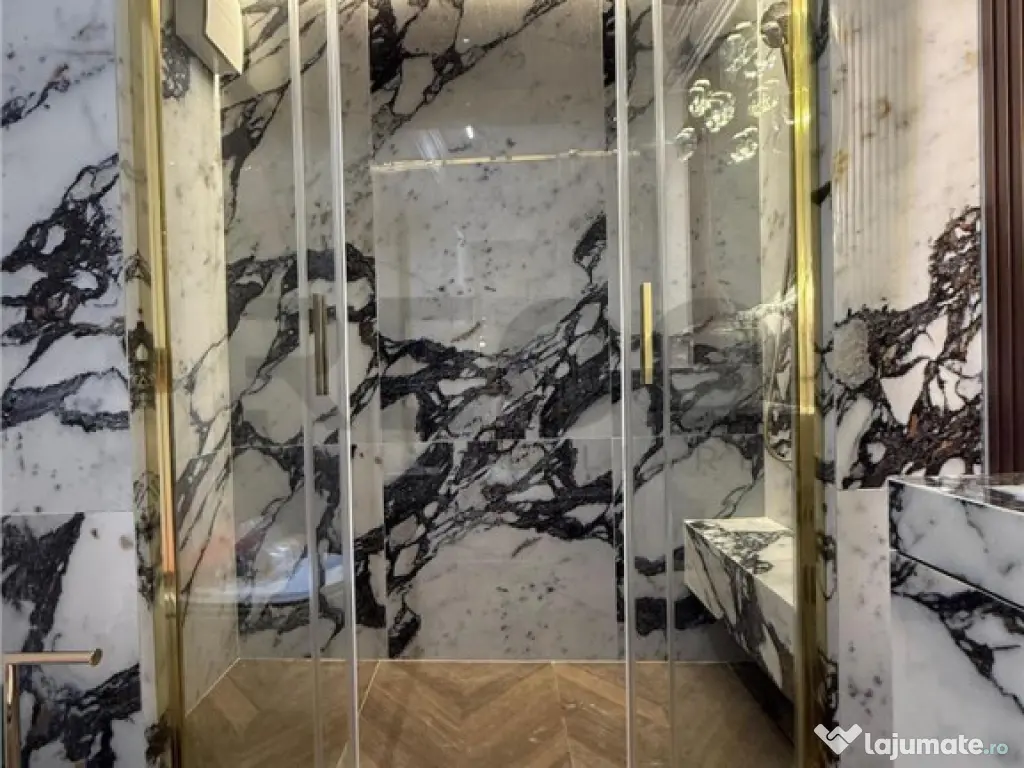 Apartament cu 3 camere ultralux, 83 mp, NOU, zona centrala 