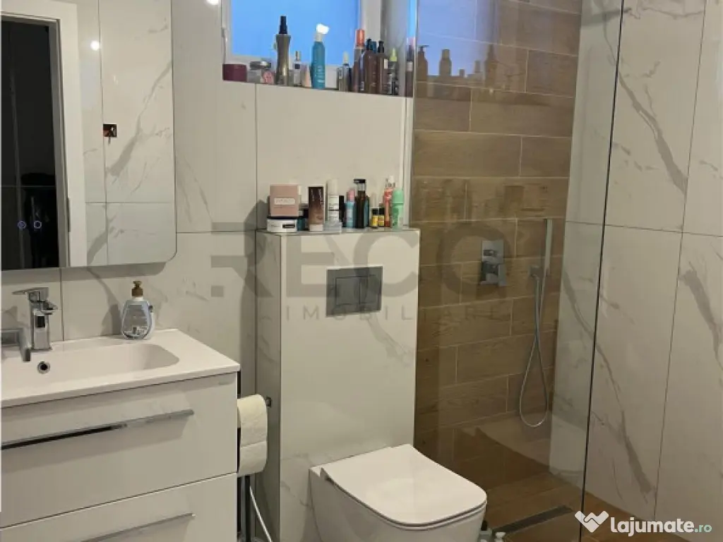 RECO Casa 3 camere Santandrei de închiriat 