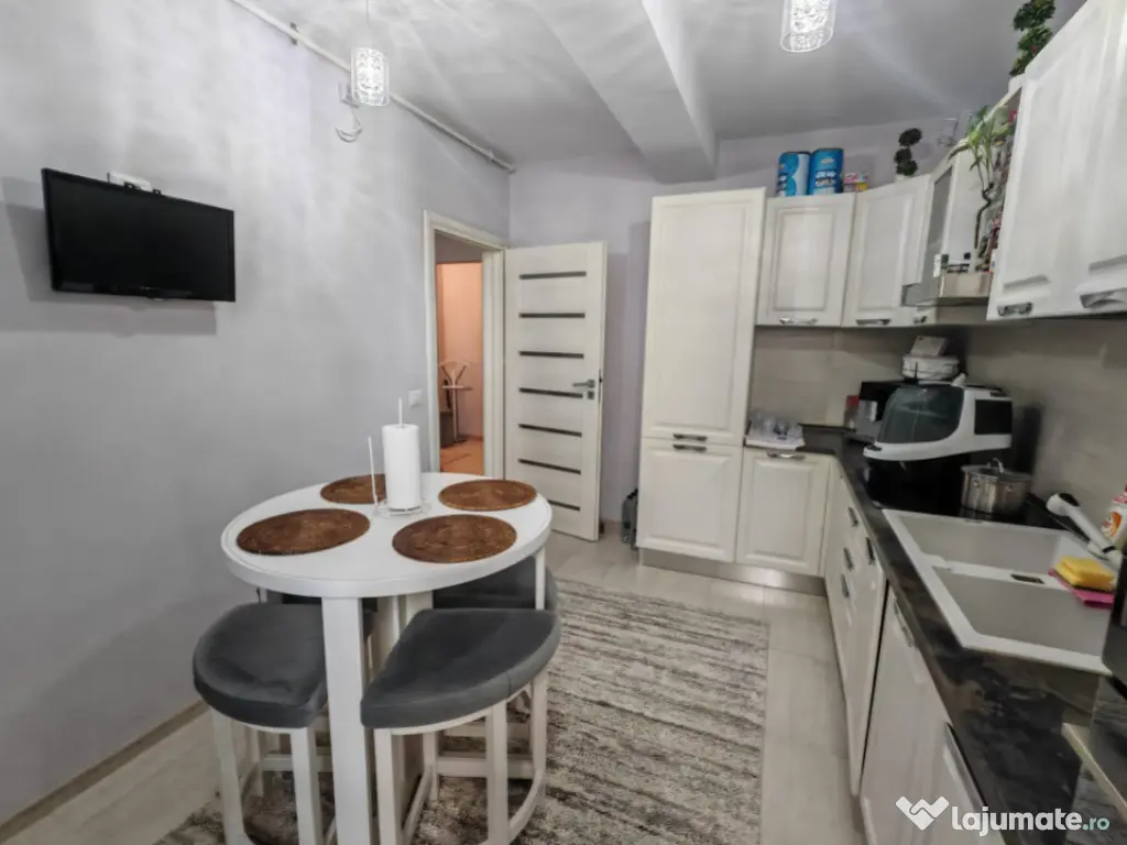Apartament 2 camere de vânzare – zona Primo, mobilat și 
