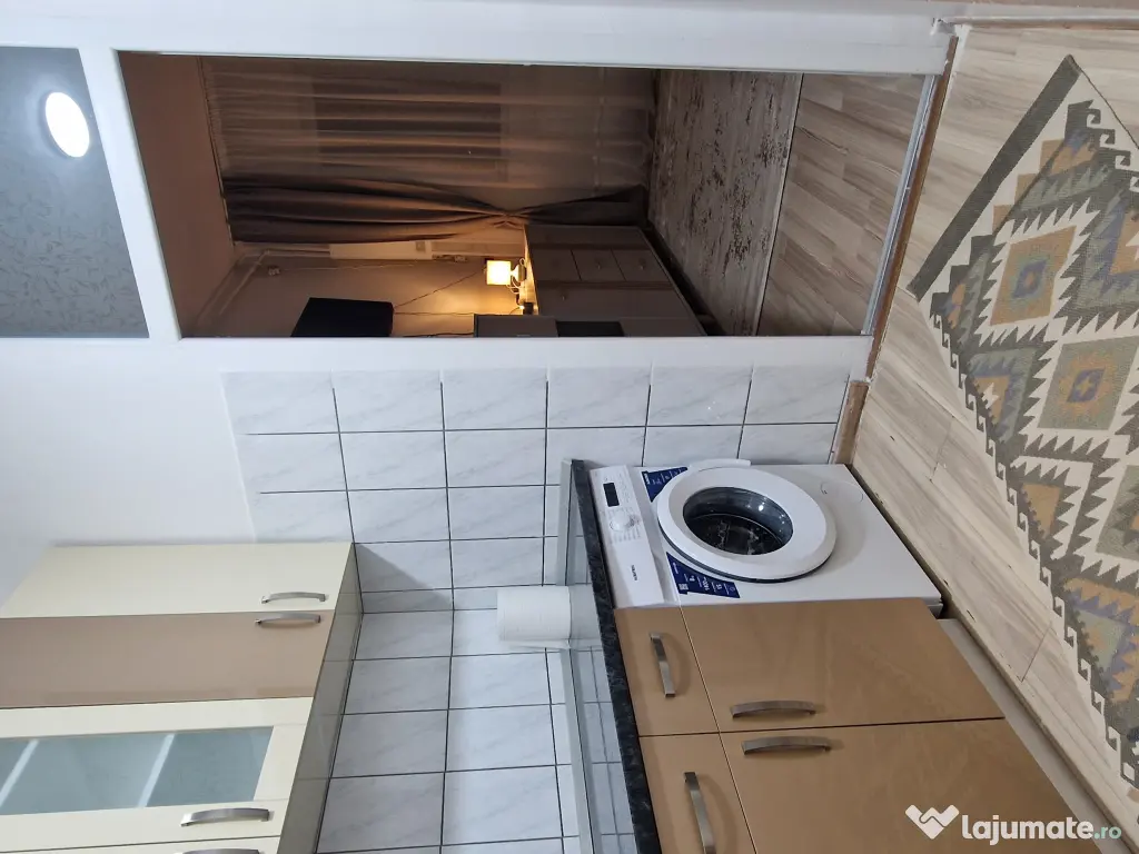 Garsoniera de inchiriat 