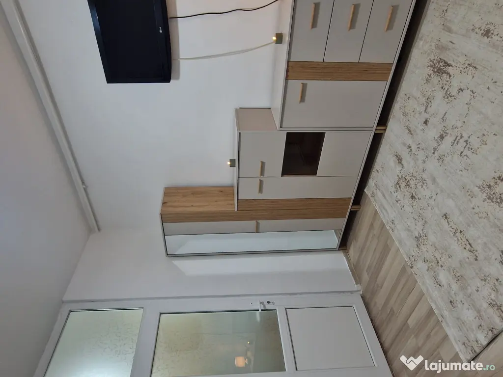 Garsoniera de inchiriat 
