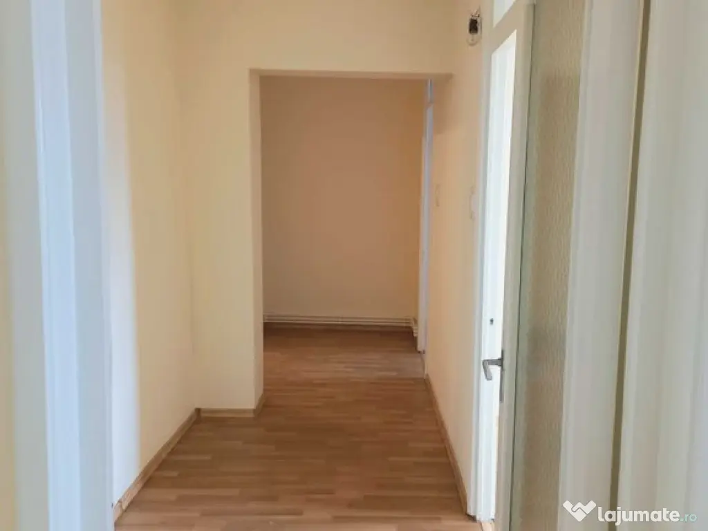 2 camere,decomandat,Mazepa 2,et.3 