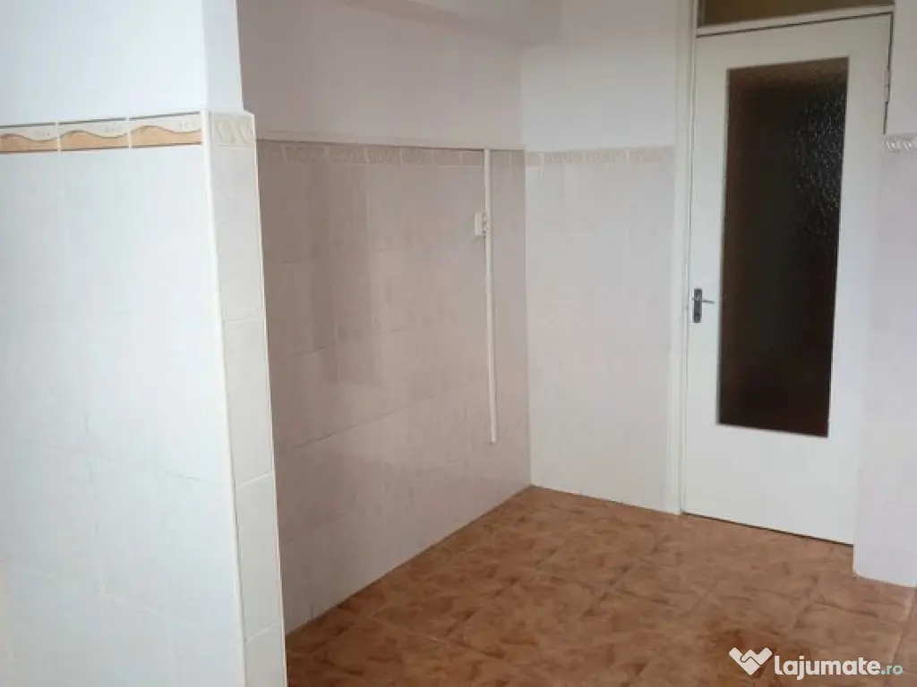 2 camere,decomandat,Mazepa 2,et.3 