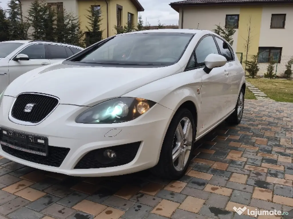 Vând Seat Leon model Copa 