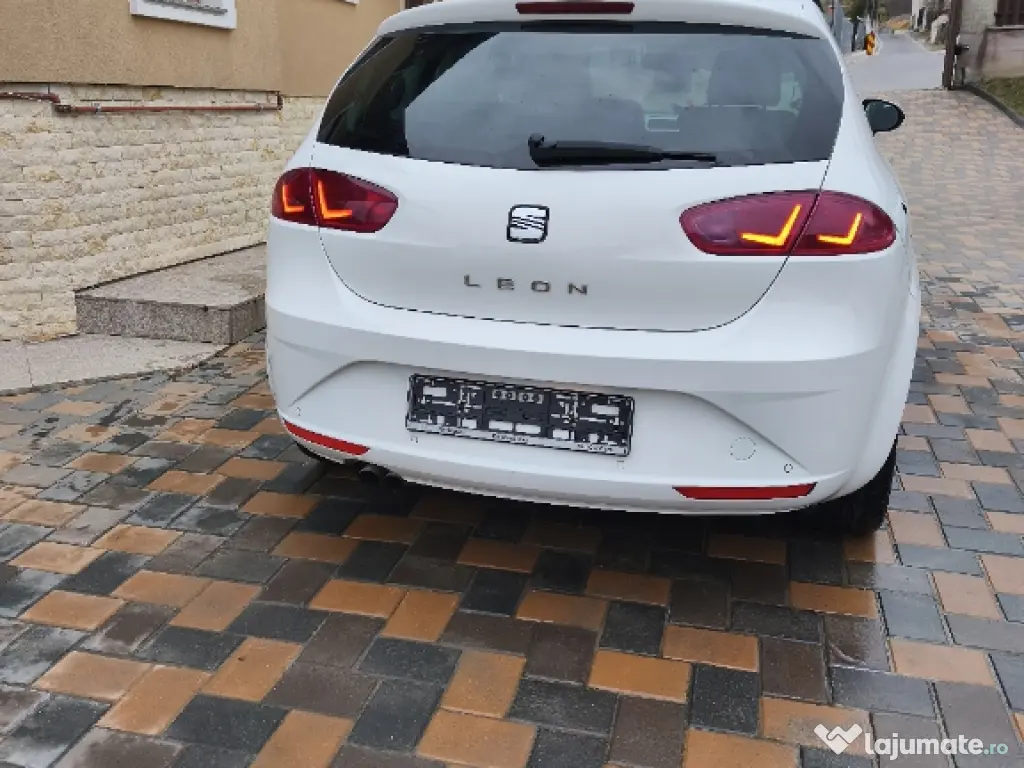 Vând Seat Leon model Copa 