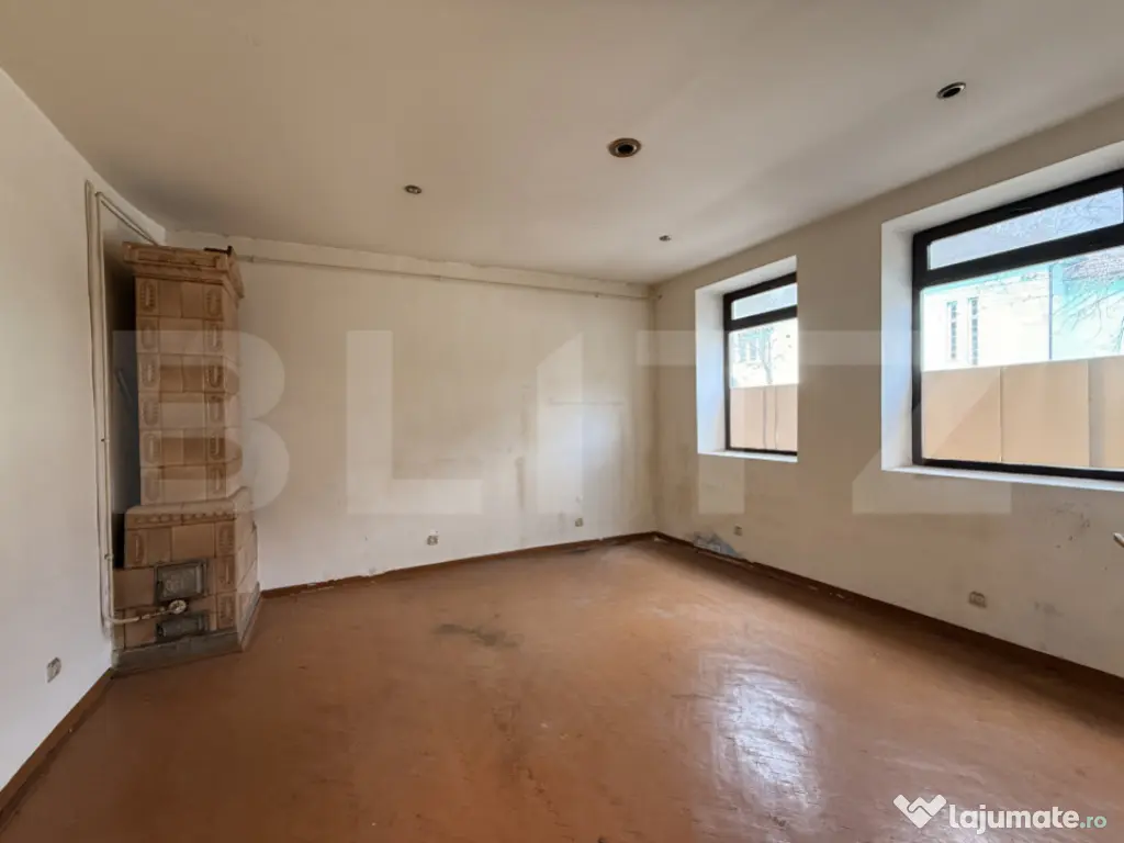 Casă S + P + Pod 200 mp pretabilă birouri, teren 427 mp, C