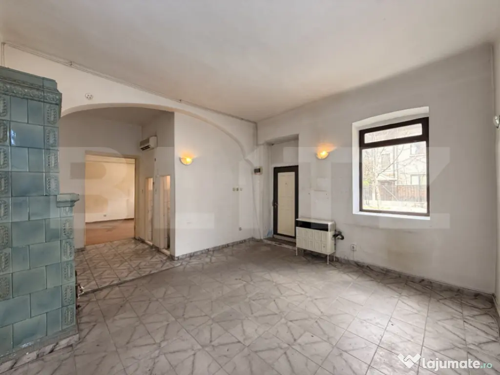 Casă S + P + Pod 200 mp pretabilă birouri, teren 427 mp, C