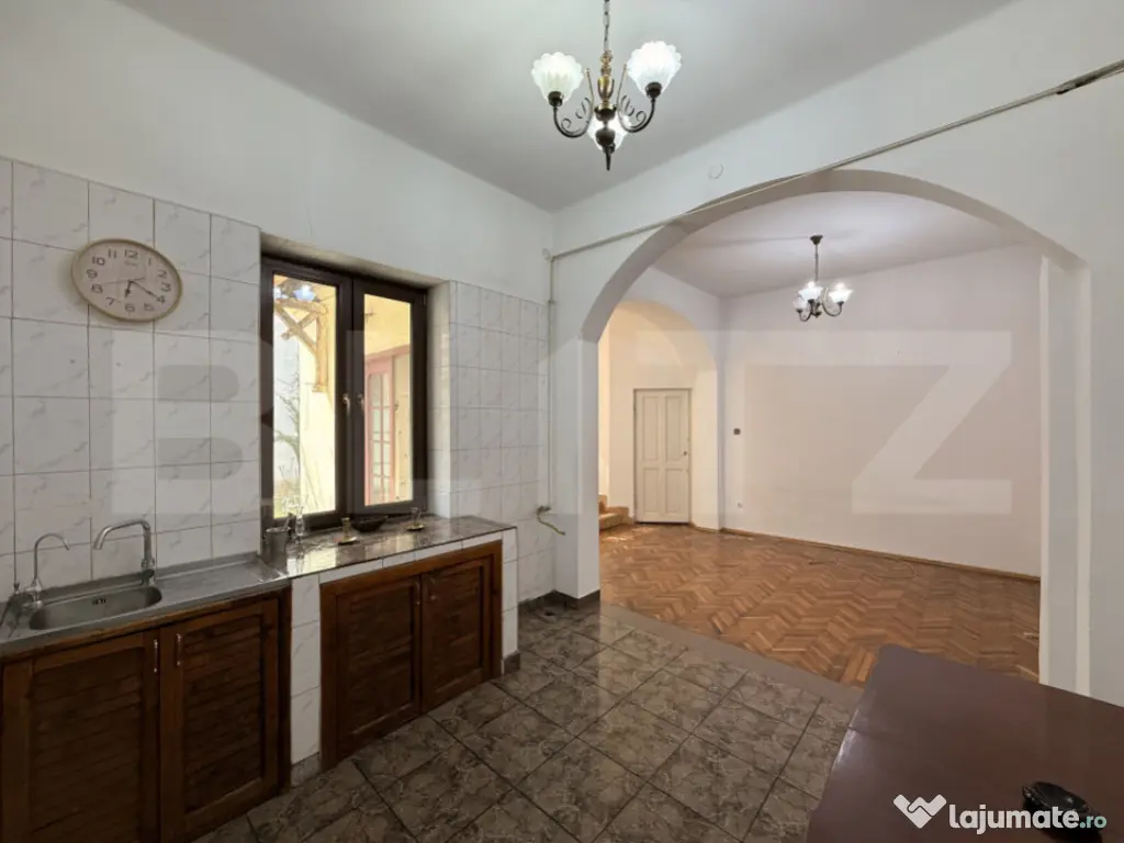 Casă S + P + Pod 200 mp pretabilă birouri, teren 427 mp, C