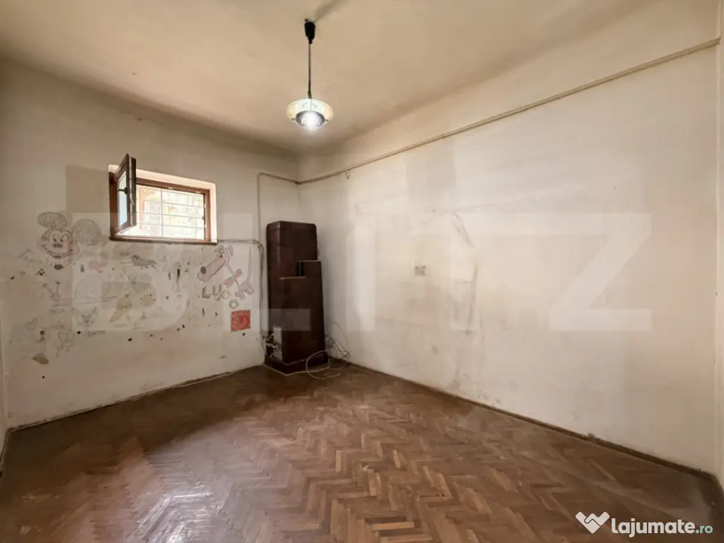 Casă S + P + Pod 200 mp pretabilă birouri, teren 427 mp, C