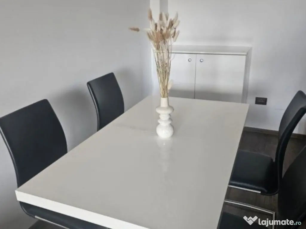 Apartament 2 cam decomandat, et.5/10parcare subterana zona Iulius Mall 