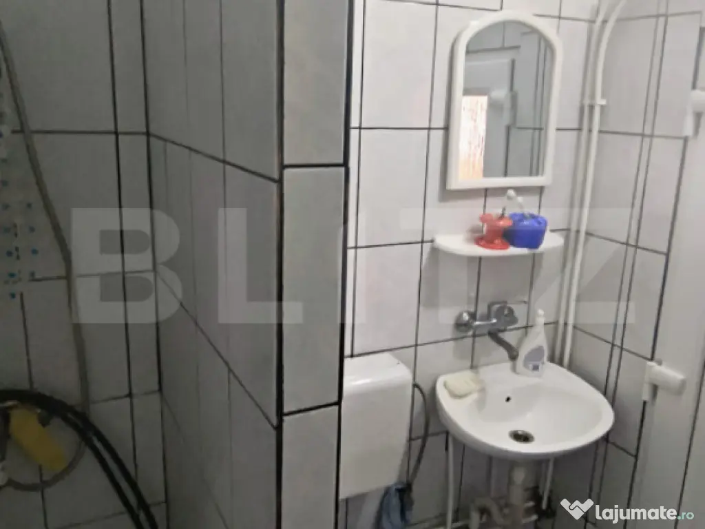 Casa spatioasa de vinzare,ideala pentru confort si liniste 