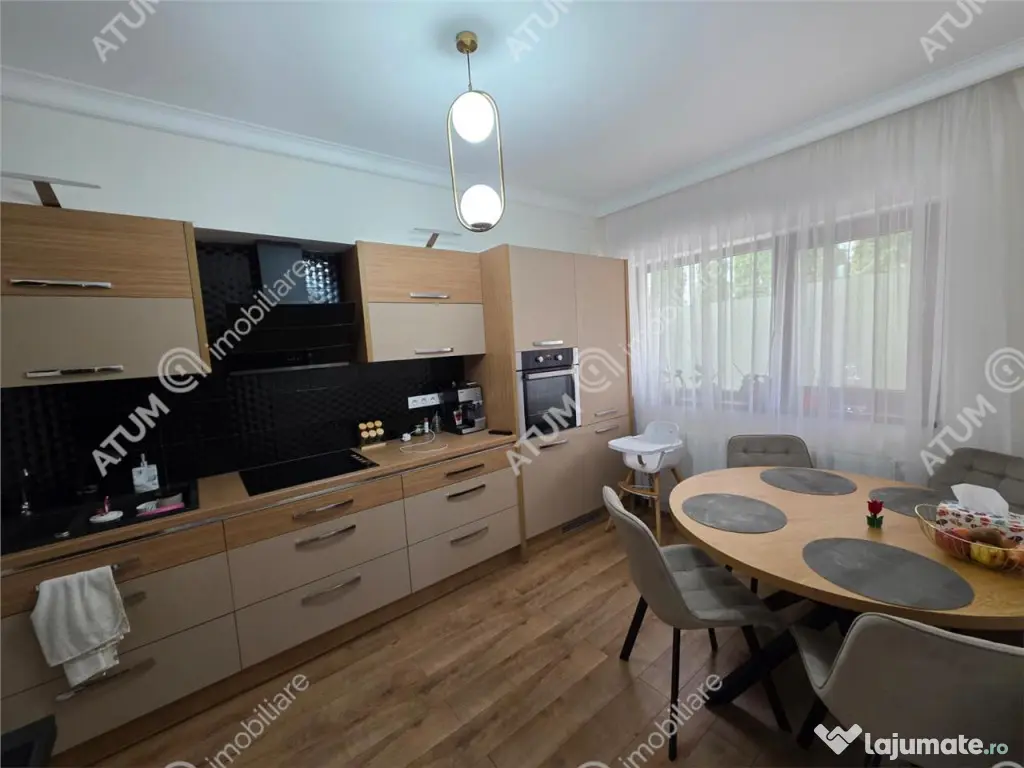 Casa pe 2 nivele 4 camere decomadate 2 bai zona Arhitectilor 